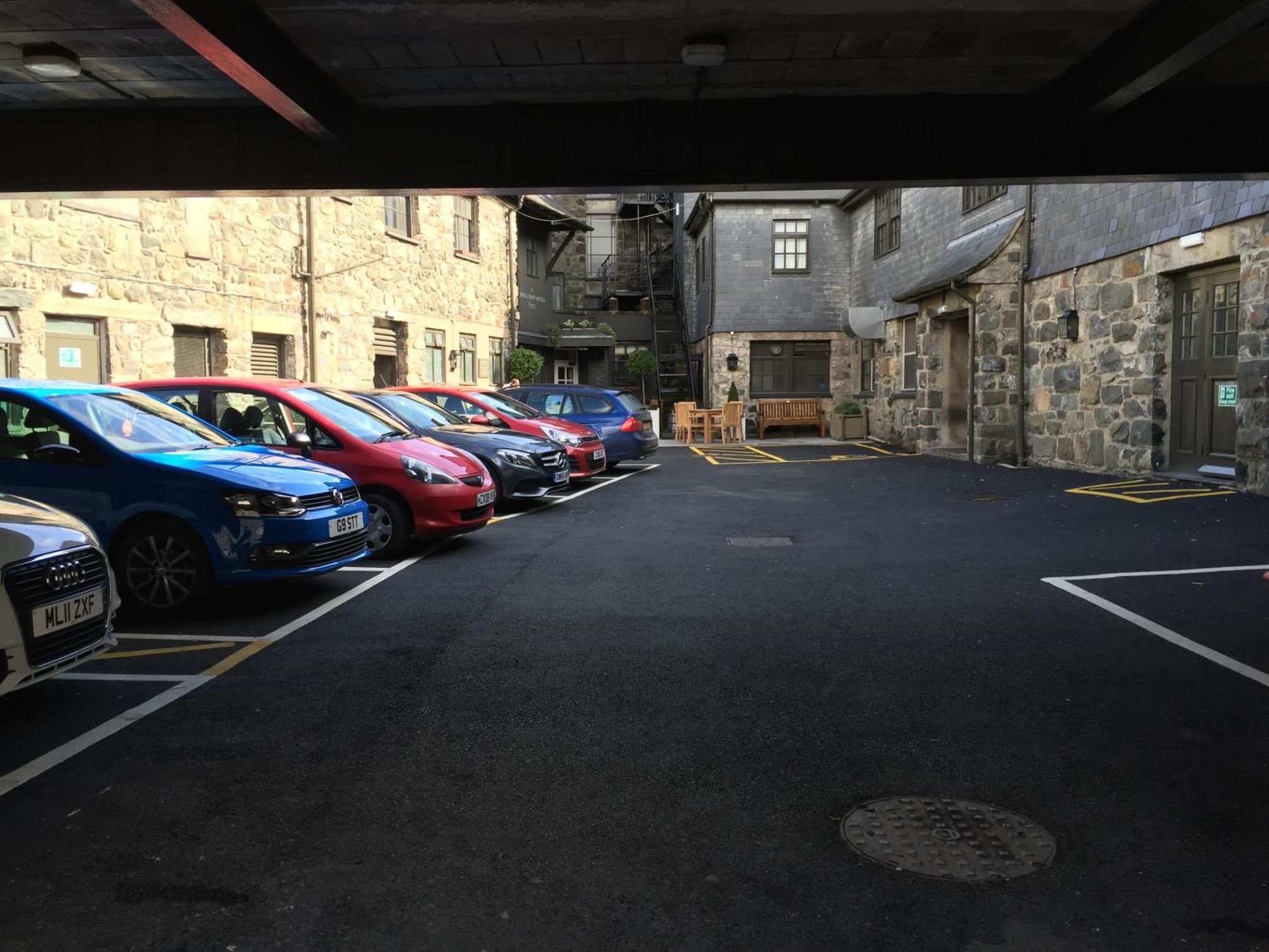 Royal Ship Hotel Dolgellau Exterior foto